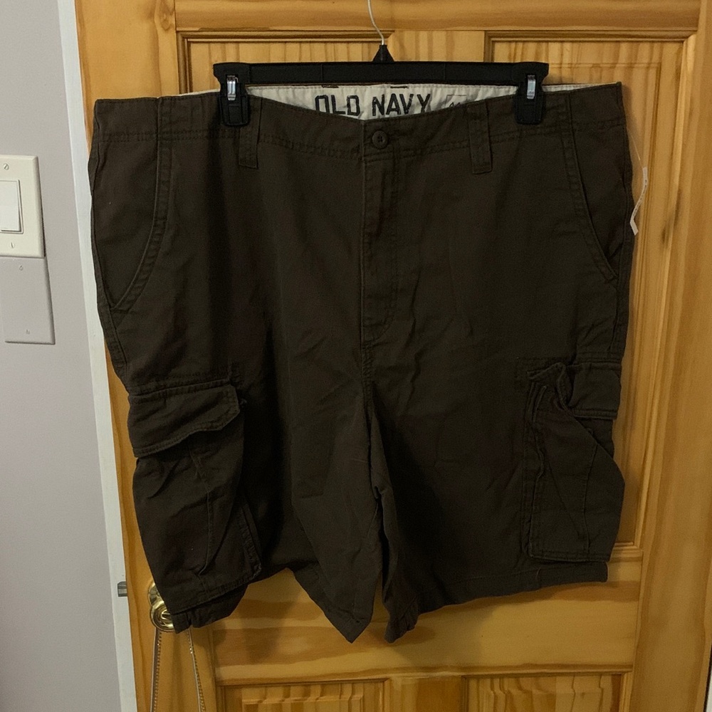 Old Navy Men's Dark Brown Cargo Shorts